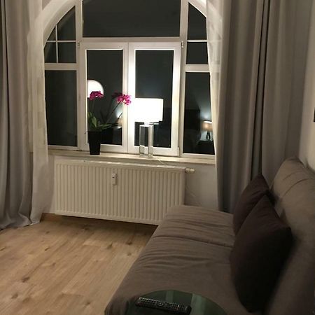 Gemuetliche Ferienwohnung Im Erdgeschoss- Jenaer Strasse Erfurt Exterior foto
