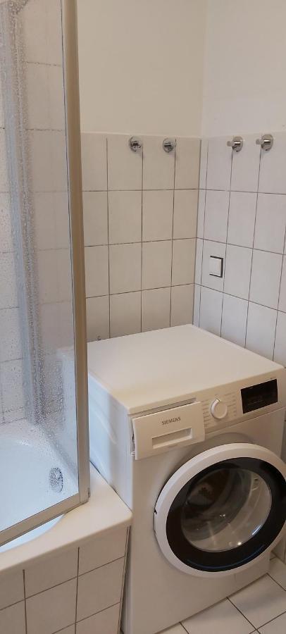 Gemuetliche Ferienwohnung Im Erdgeschoss- Jenaer Strasse Erfurt Exterior foto